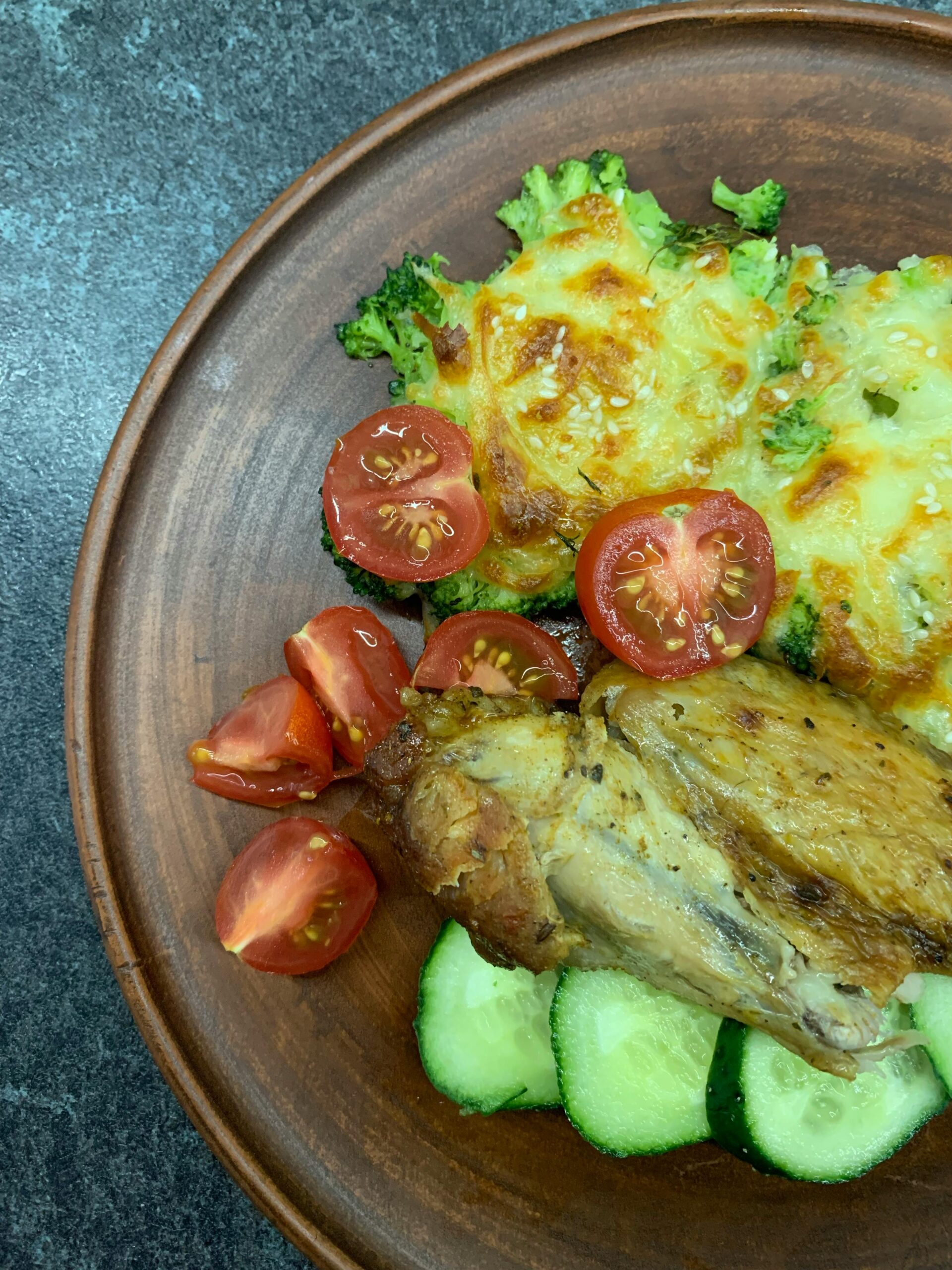 Ovnsbakt kylling med grønnsaker og sitron